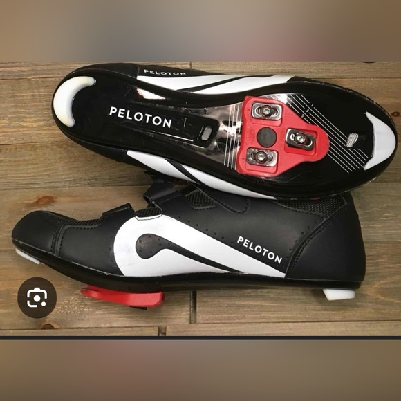 NEW Peloton Cycling Shoes Size 42 - Picture 3 of 3